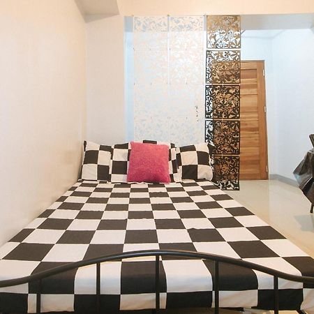 Budget Backpackers Transient House Near Naia By Reddoorz Pasay Extérieur photo