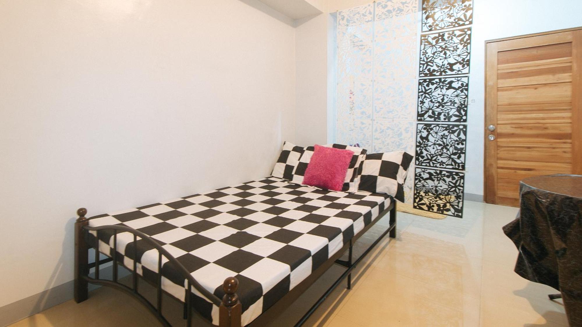 Budget Backpackers Transient House Near Naia By Reddoorz Pasay Extérieur photo